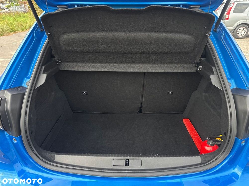 Peugeot 208 - 37