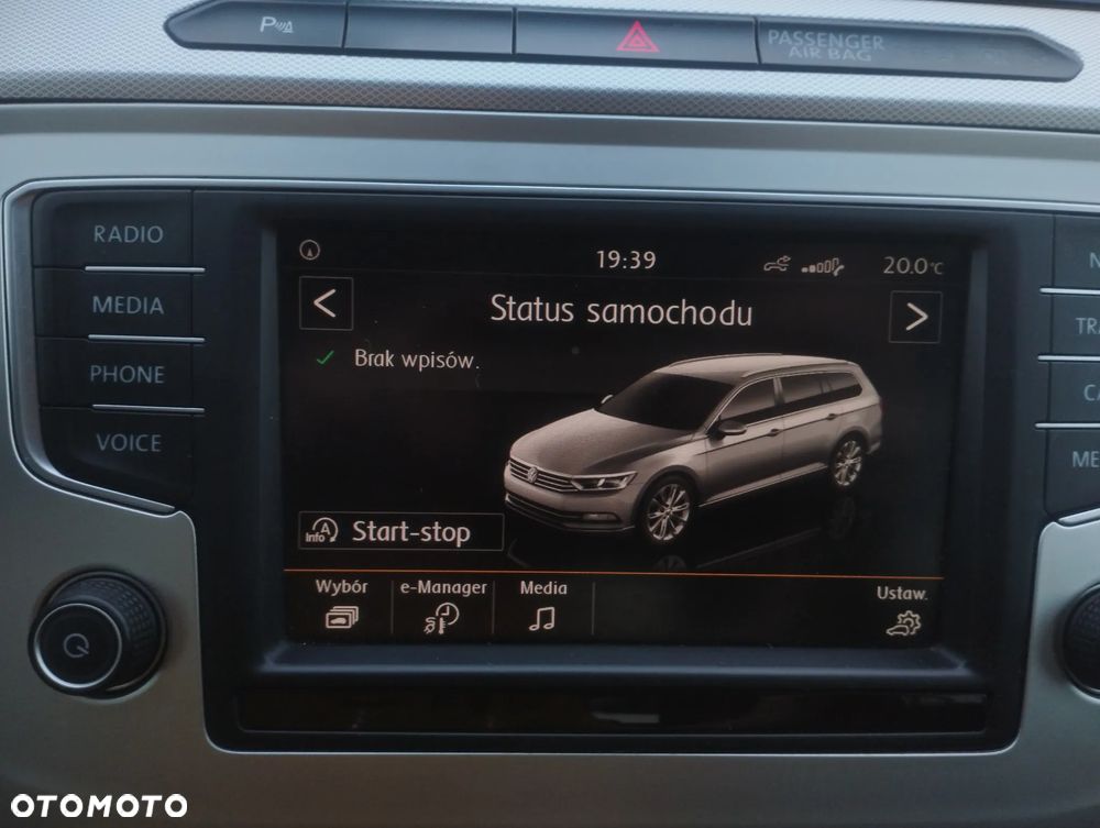 Volkswagen Passat 2.0 TDI SCR DSG Comfortline - 29
