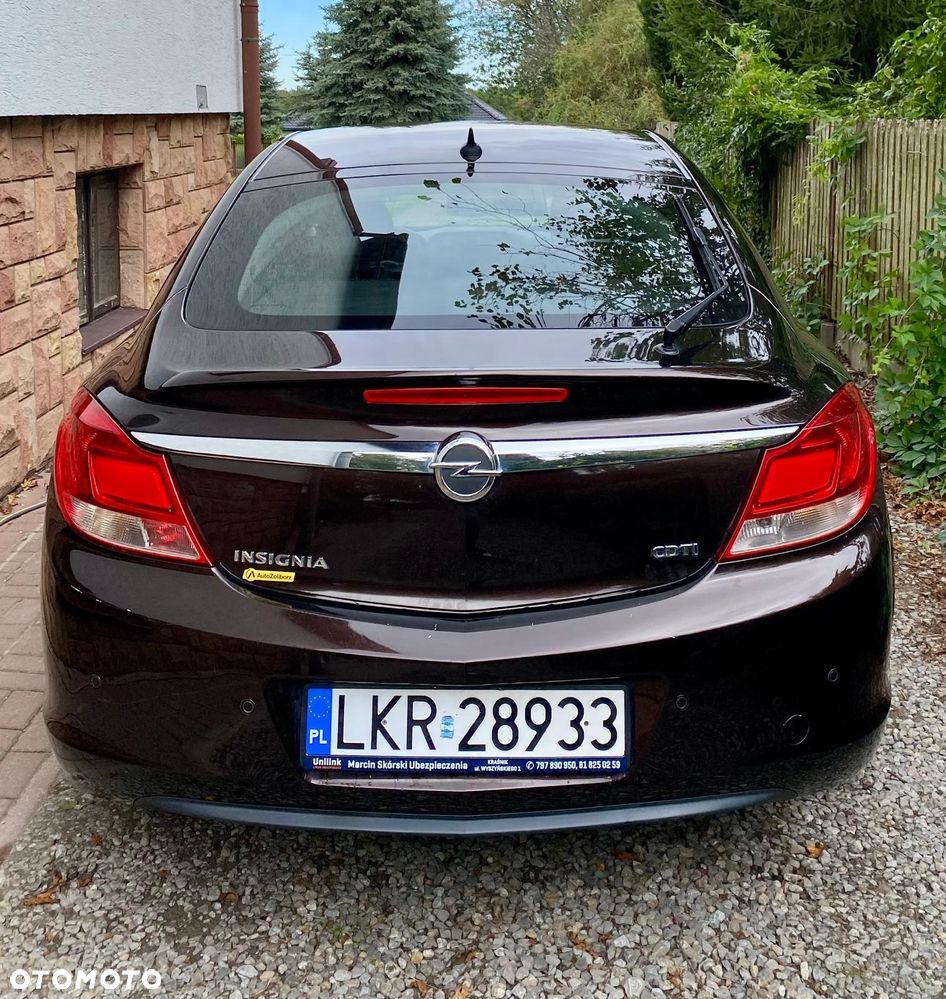 Opel Insignia 2.0 CDTI - 10