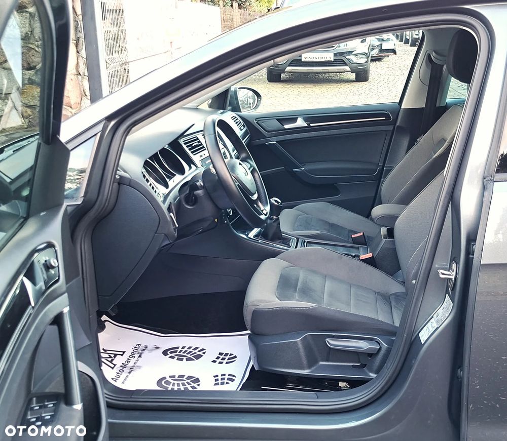 Volkswagen Golf 2.0 TDI SCR United - 16