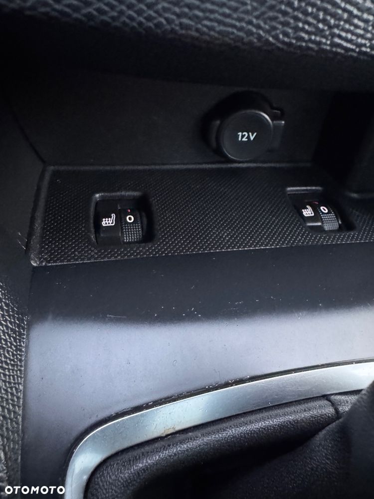 Peugeot 308 BlueHDi FAP 150 EAT6 Stop&Start GT-Line Edition - 19