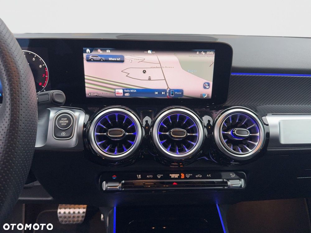 Mercedes-Benz GLB 200 AMG Line 7G-DCT - 15