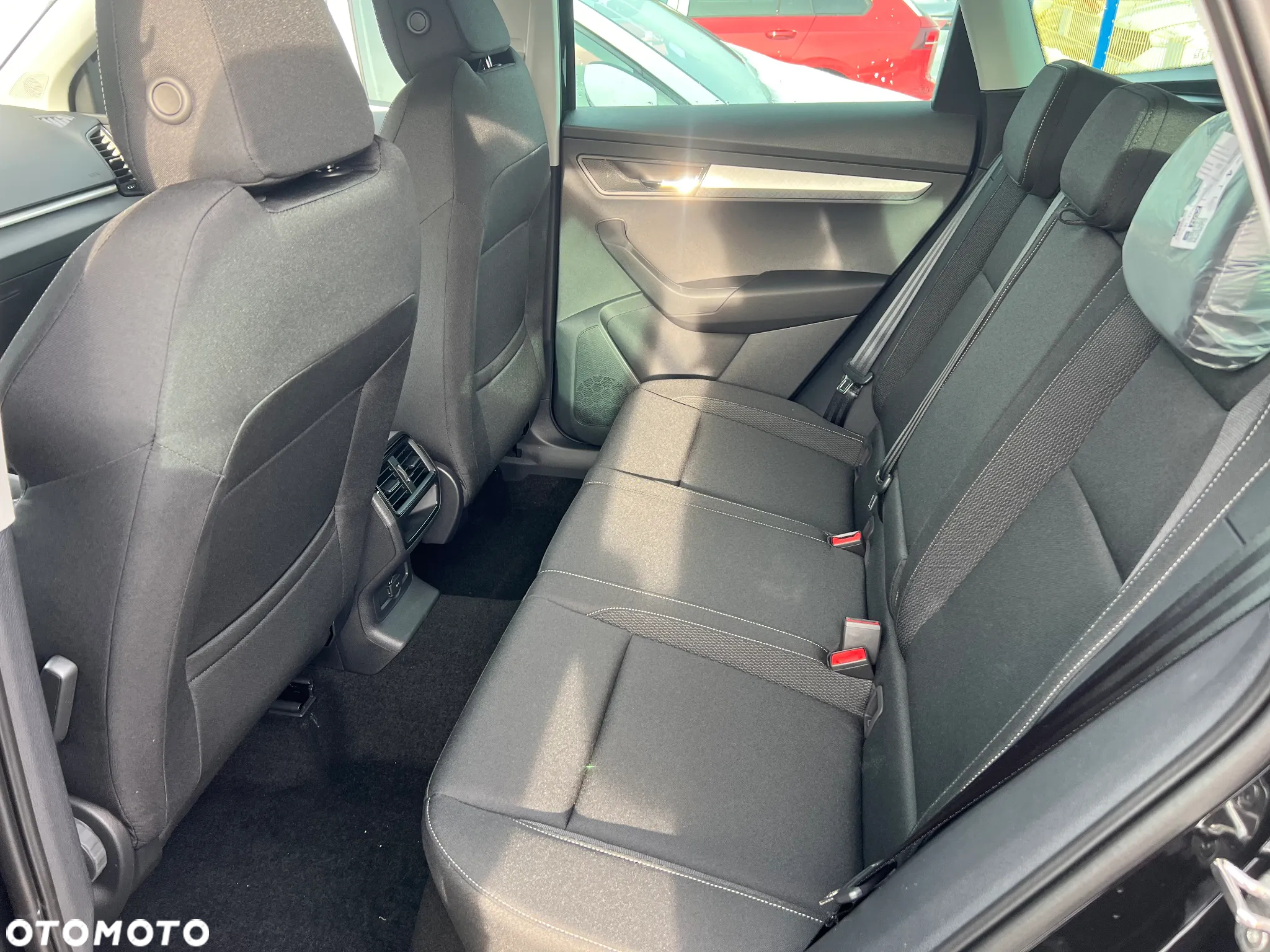 Skoda Karoq 1.5 TSI ACT Selection DSG - 16