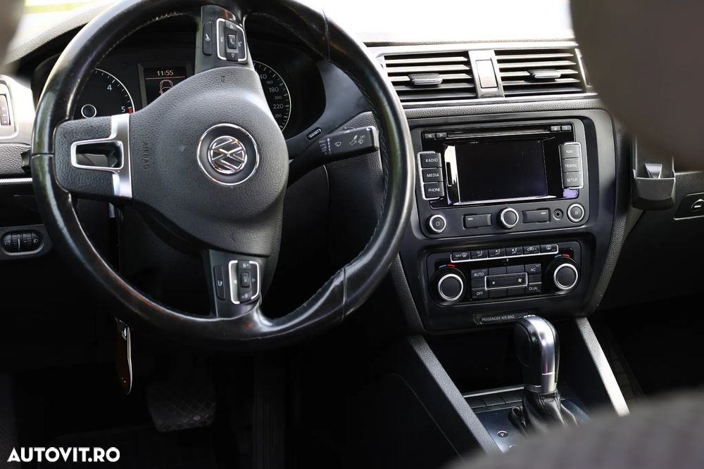 Volkswagen Jetta 2.0 TDI DPF Comfortline DSG - 8