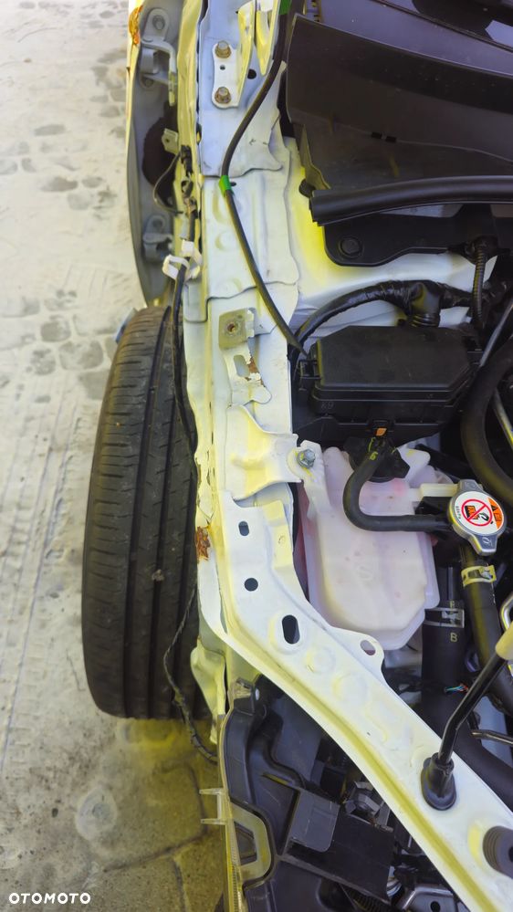 Toyota Corolla 1.8 Hybrid Comfort - 11