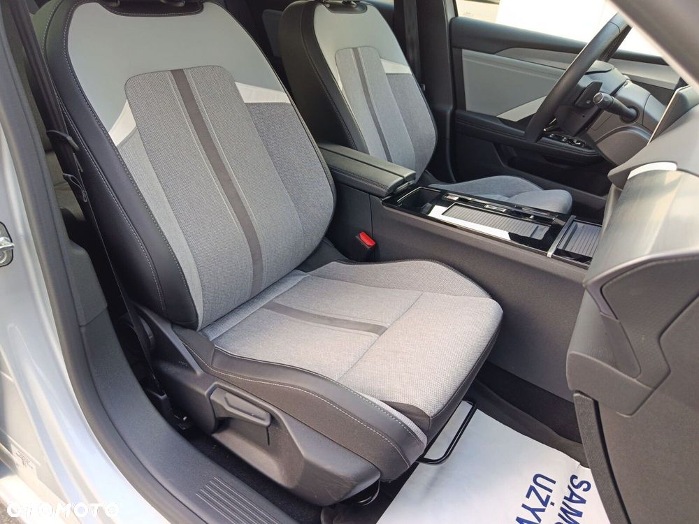 Opel Astra 1.2 T Elegance S&S - 16