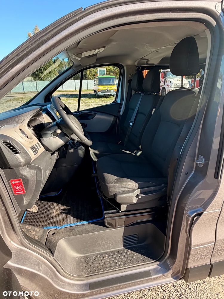 Renault Trafic - 13