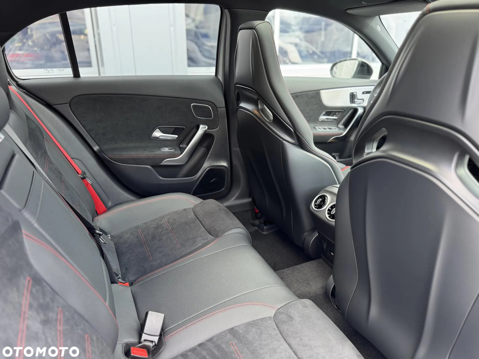 Mercedes-Benz Klasa A AMG 45 S 4Matic+ AMG Speedshift DCT 8G AMG Line Premium - 19