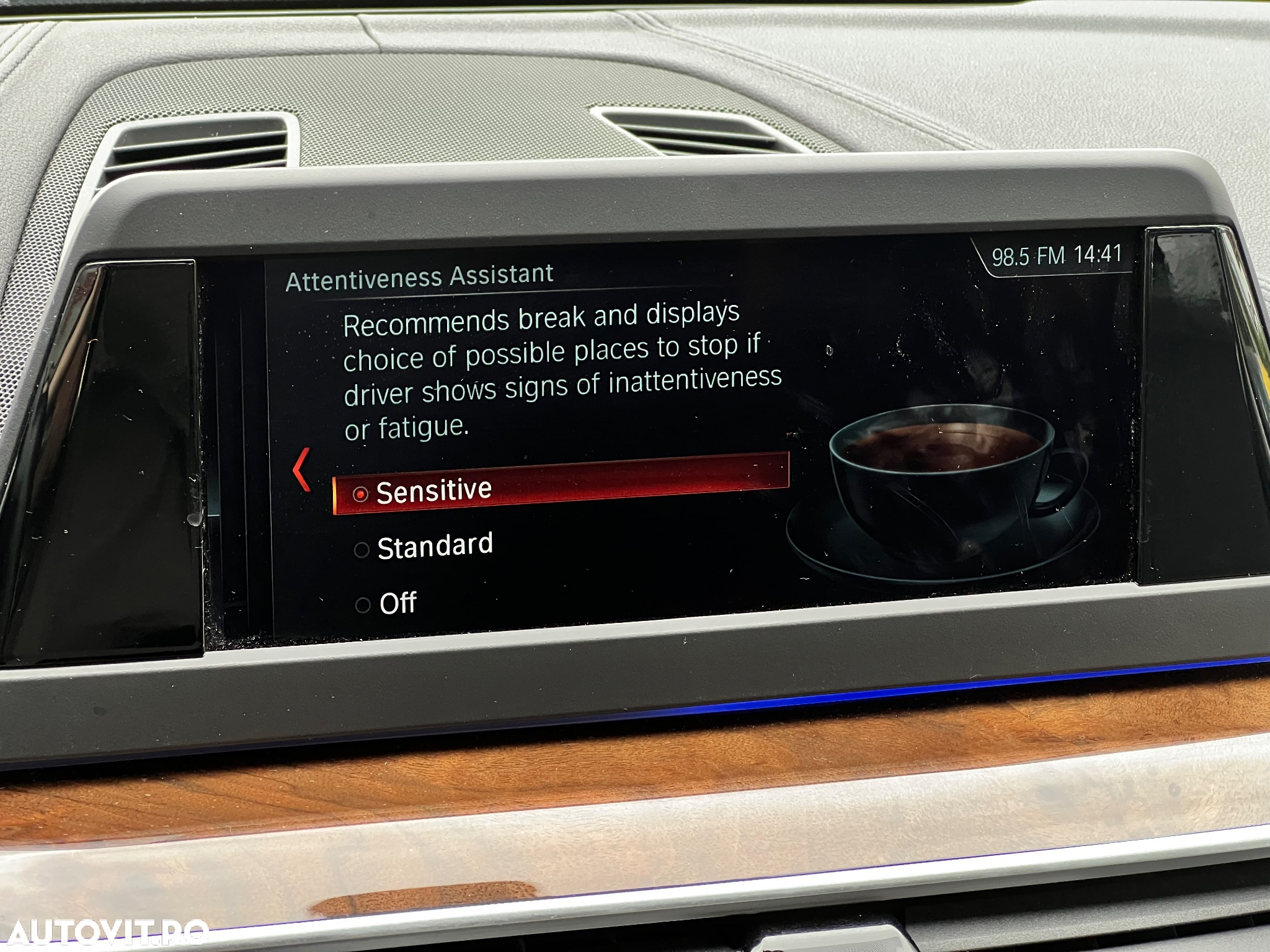 BMW Seria 5 520d xDrive AT - 31