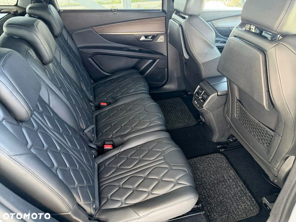 Peugeot 5008 - 25