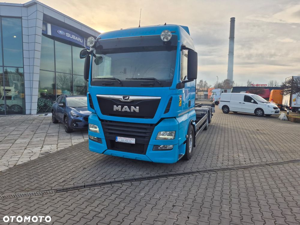 MAN TGX 26.500 / 6X2 / SERWIS na 496TKM /Stan IDEAŁ/E6/ BDF RAMA /6X2/ 3 OŚ SKRĘTNA + PODNOSZONA /SYPIALKA - 5