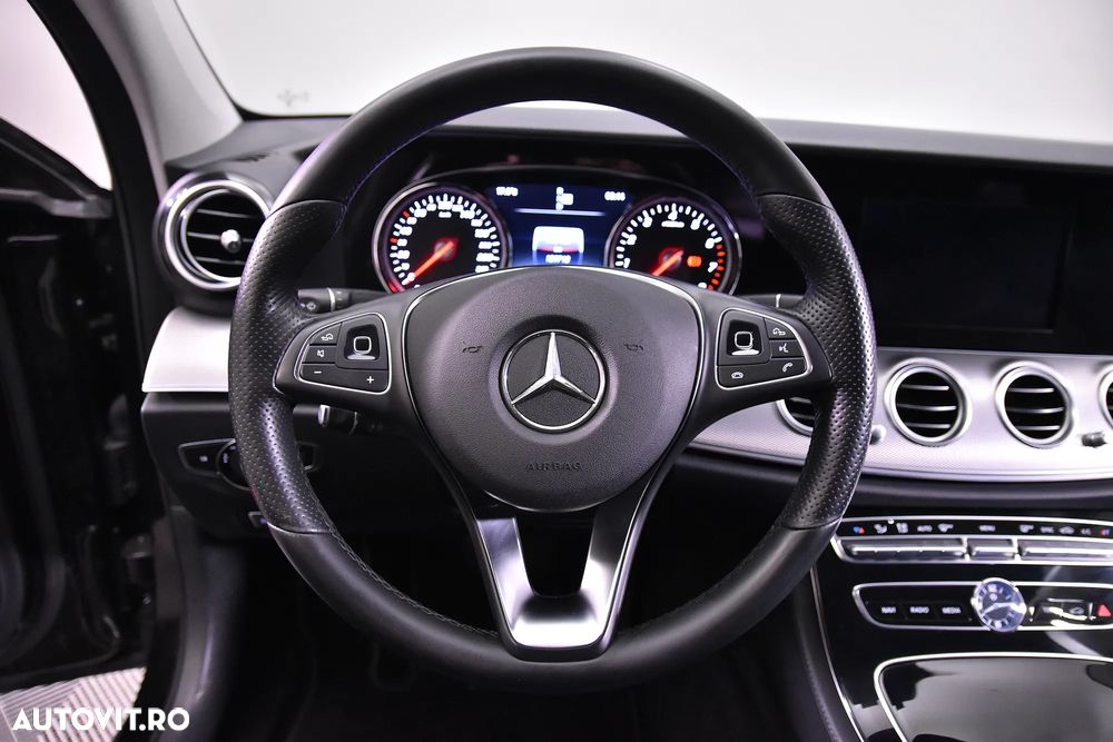 Mercedes-Benz E 250 - 16