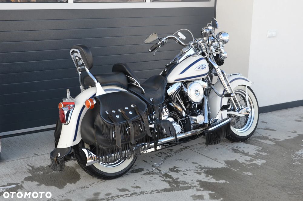 Harley-Davidson Softail Springer Classic - 24