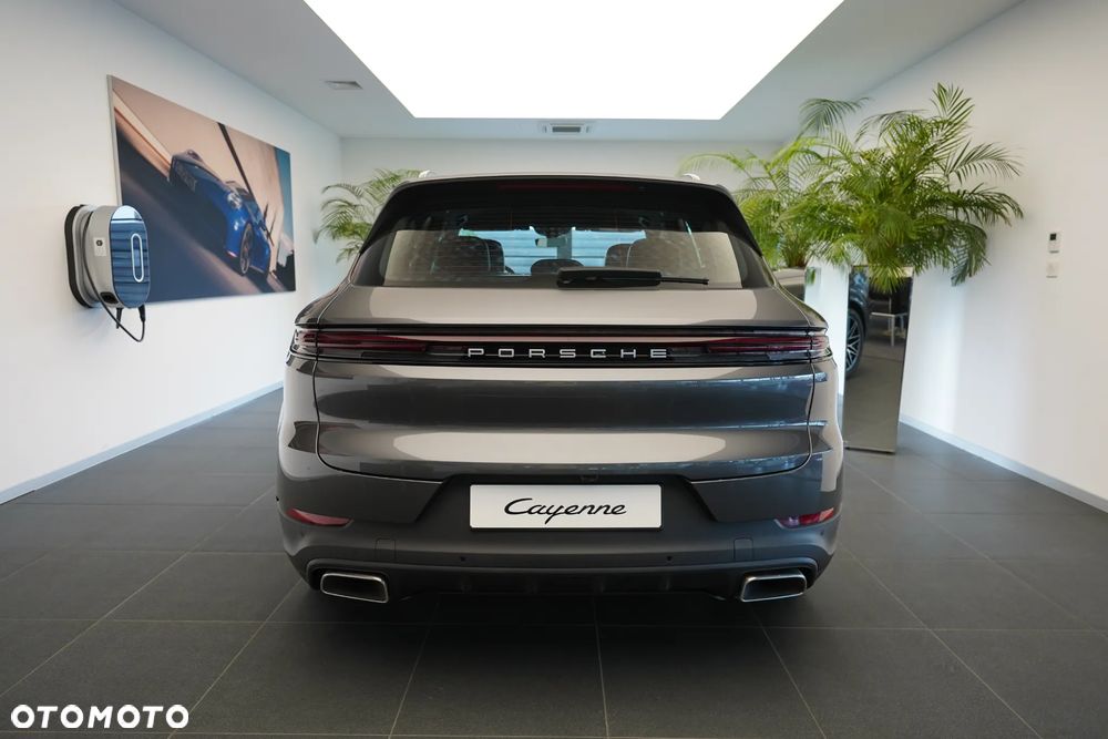 Porsche Cayenne - 7