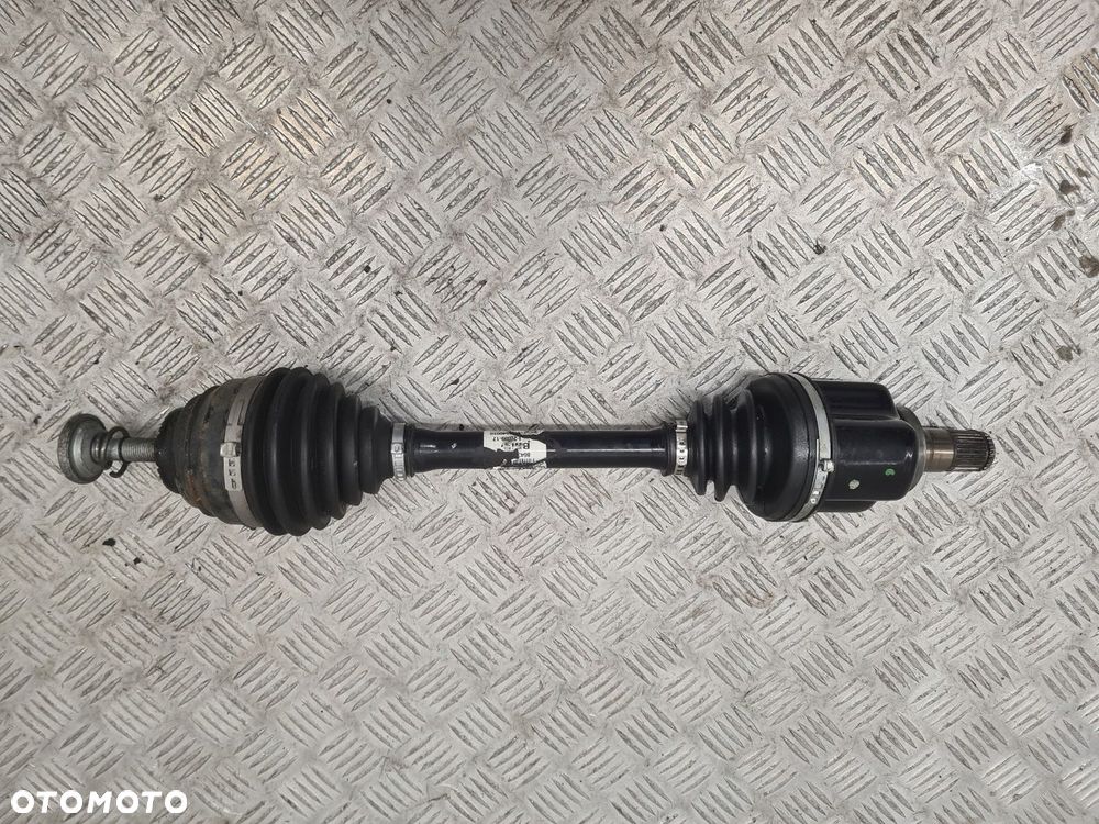 BMW X1 F48 PÓŁOŚ LEWY PRZÓD 8643375 - 1