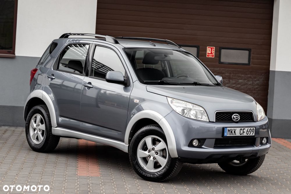 Daihatsu Terios 4WD Top S 100th Anniversary - 2