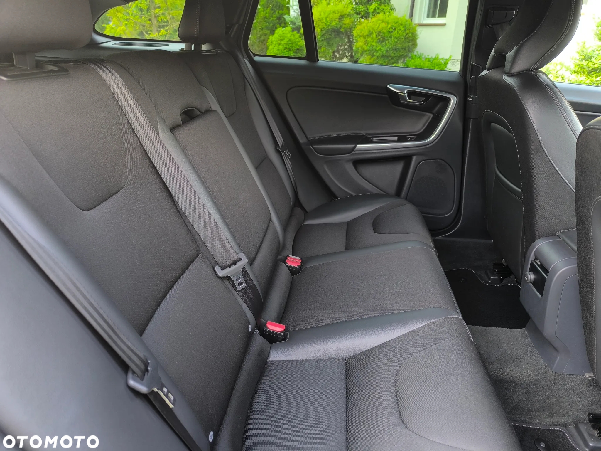 Volvo V60 Cross Country D3 Momentum - 23