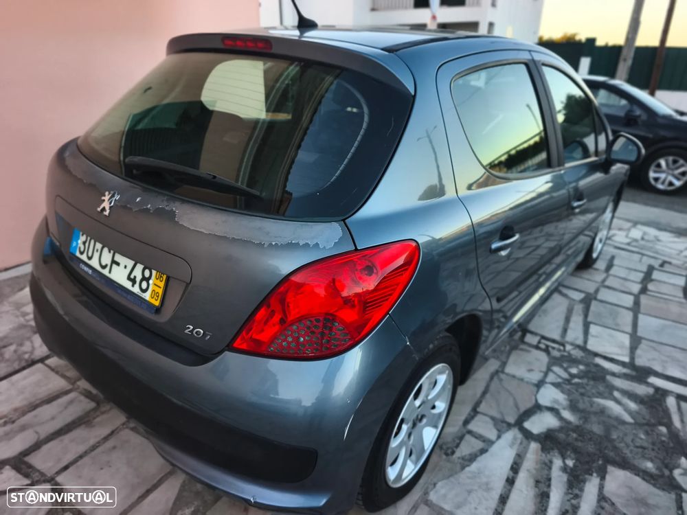 Peugeot 207 1.4 HDi Premium - 29