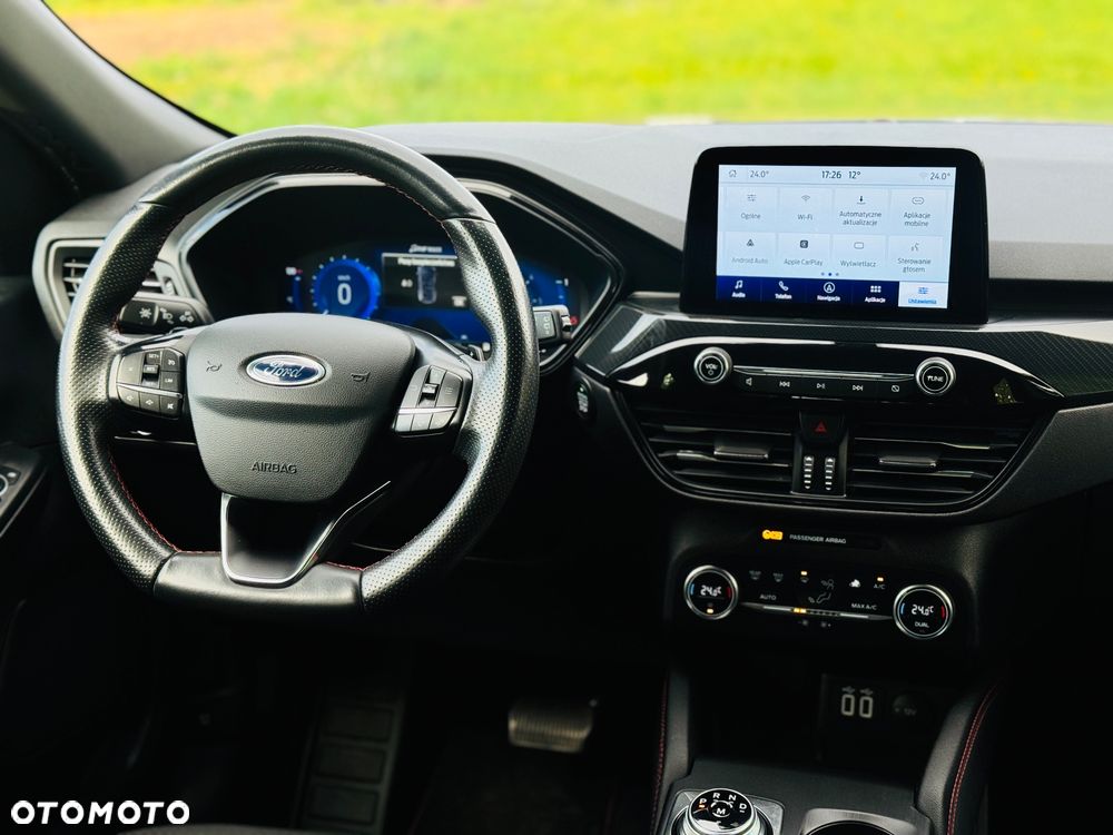 Ford Kuga 2.0 EcoBlue 4x4 ST-LINE - 17