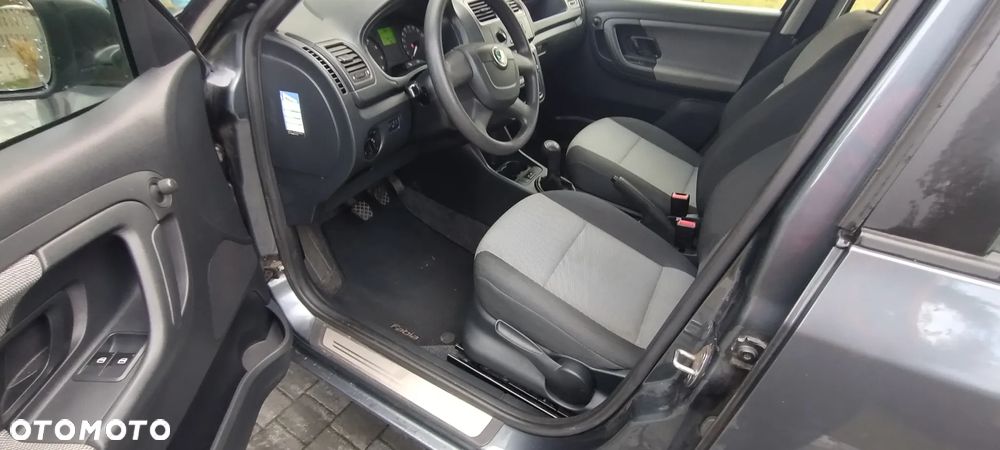 Skoda Fabia 1.2 HTP COOL Edition - 8