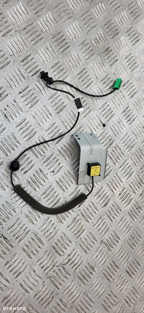 Mitsubishi L200 V Antena GPS - 1