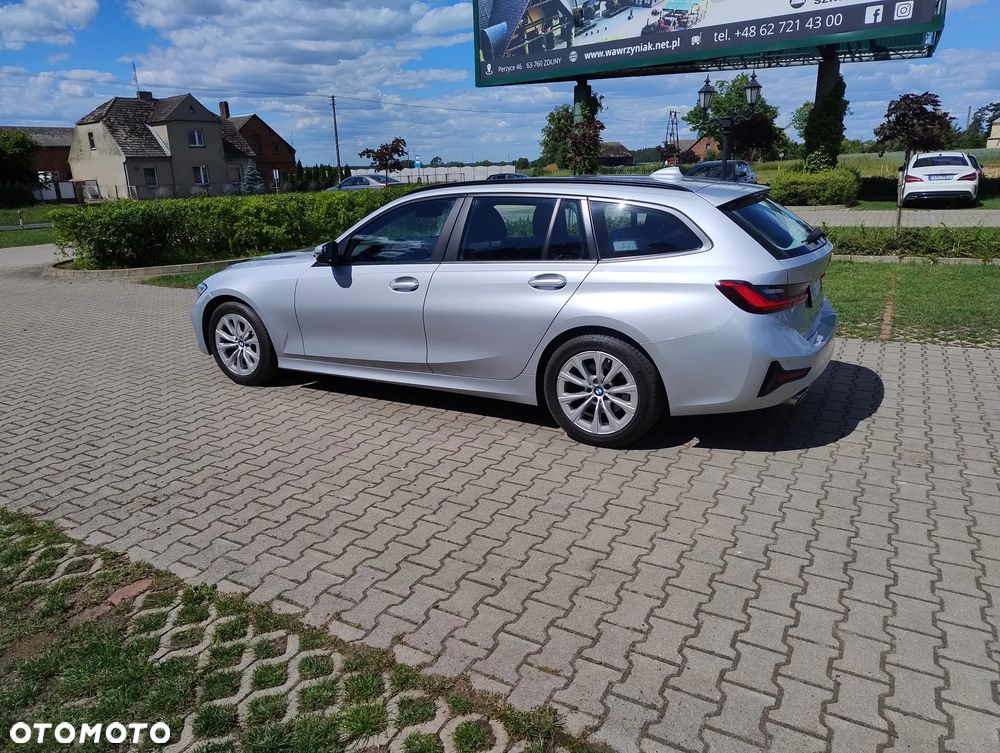 BMW Seria 3 318d - 5