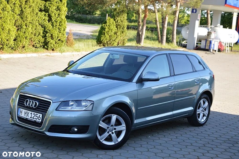 Audi A3 Sportback 1.6 Attraction - 4