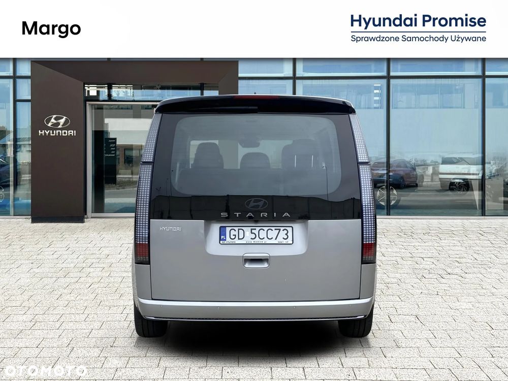 Hyundai Staria 1.6 T-GDI HEV Luxury - 10