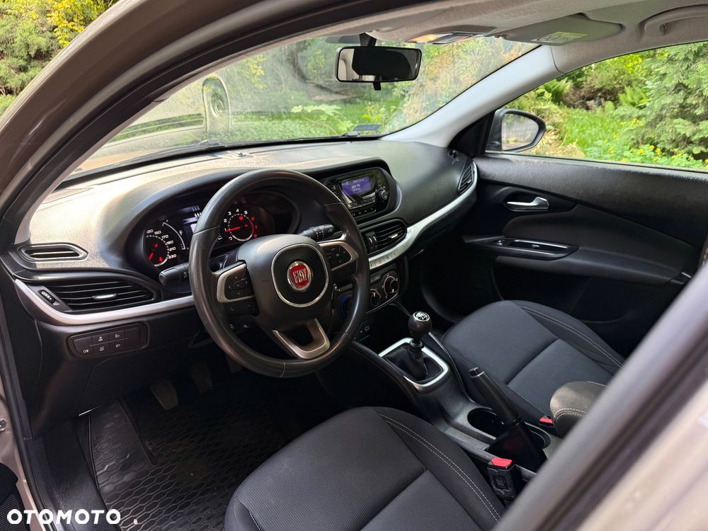 Fiat Tipo 1.4 T-Jet 16v Pop - 12