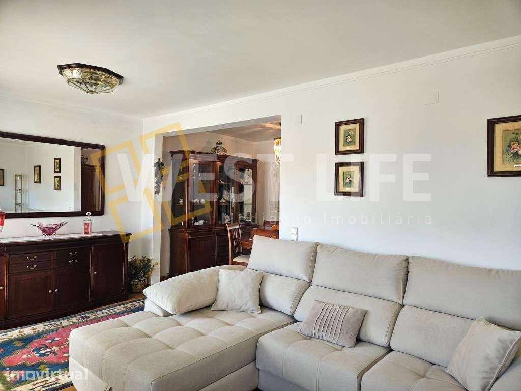 Moradia T3 situada no coração da Vila de Mafra com vista campo - Grande imagem: 5/25