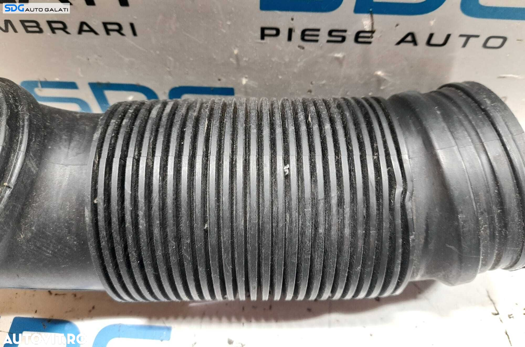 Furtun Admisie Aer Intercooler Skoda Octavia 2 1.9 TDI 2004 - 2013 Cod 1K0129684B [N0354] - 4