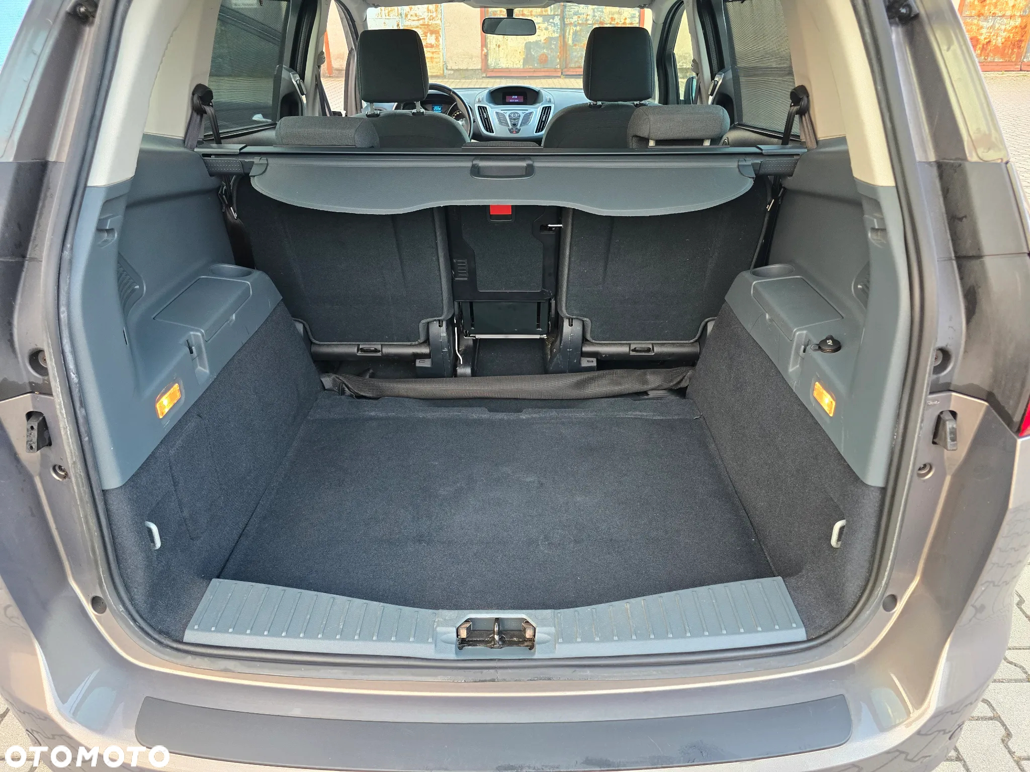 Ford Grand C-MAX 2.0 TDCi Titanium - 16
