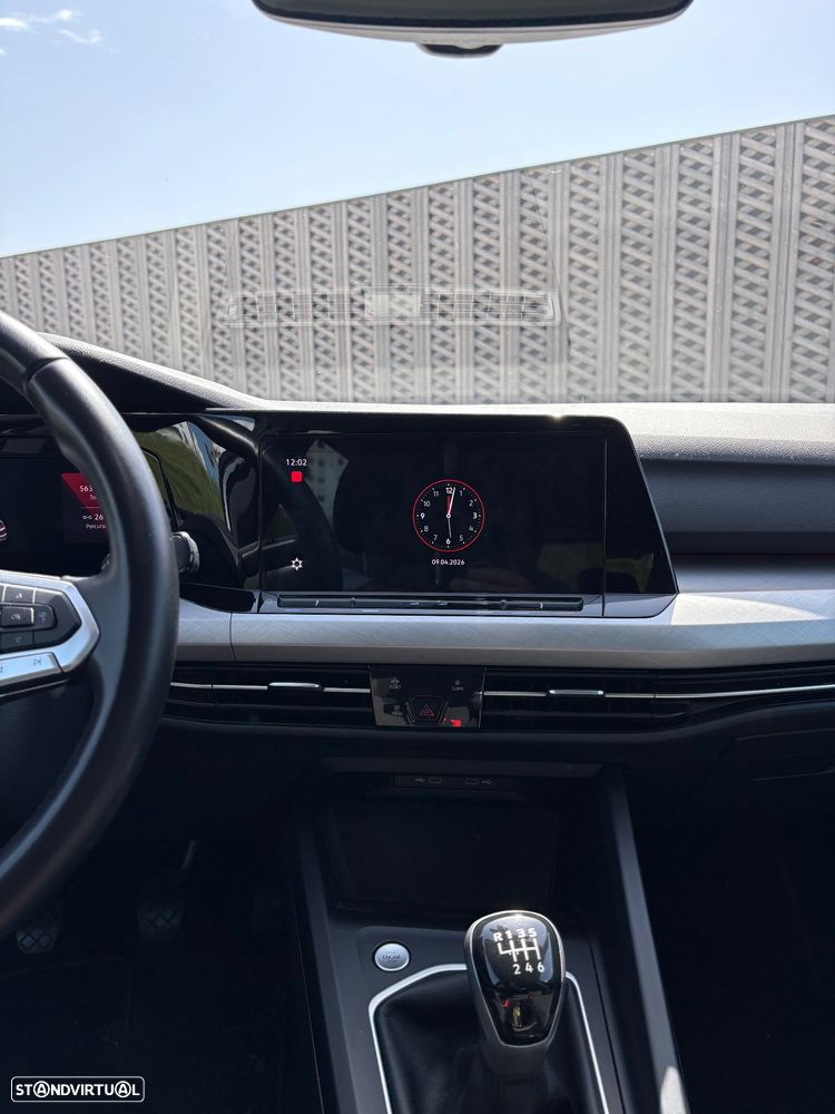 Volkswagen Golf 1.0 TSI Life — fotografia 6
