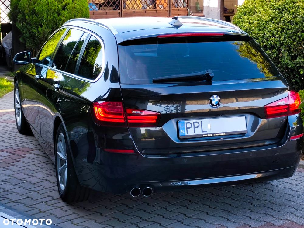 BMW Seria 5 520d xDrive - 6