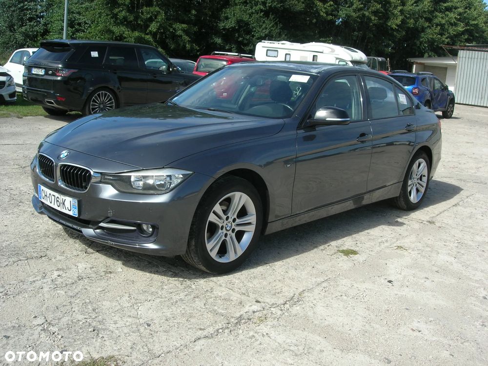 BMW Seria 3 316d Sport Line - 4