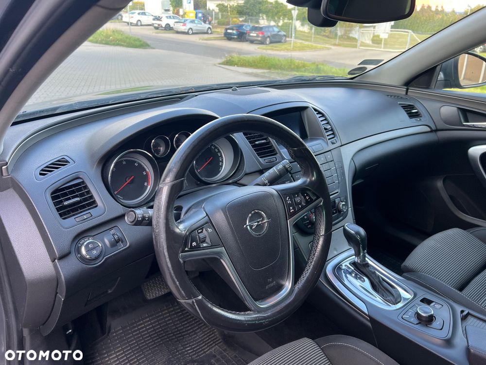 Opel Insignia 2.0 CDTI - 10