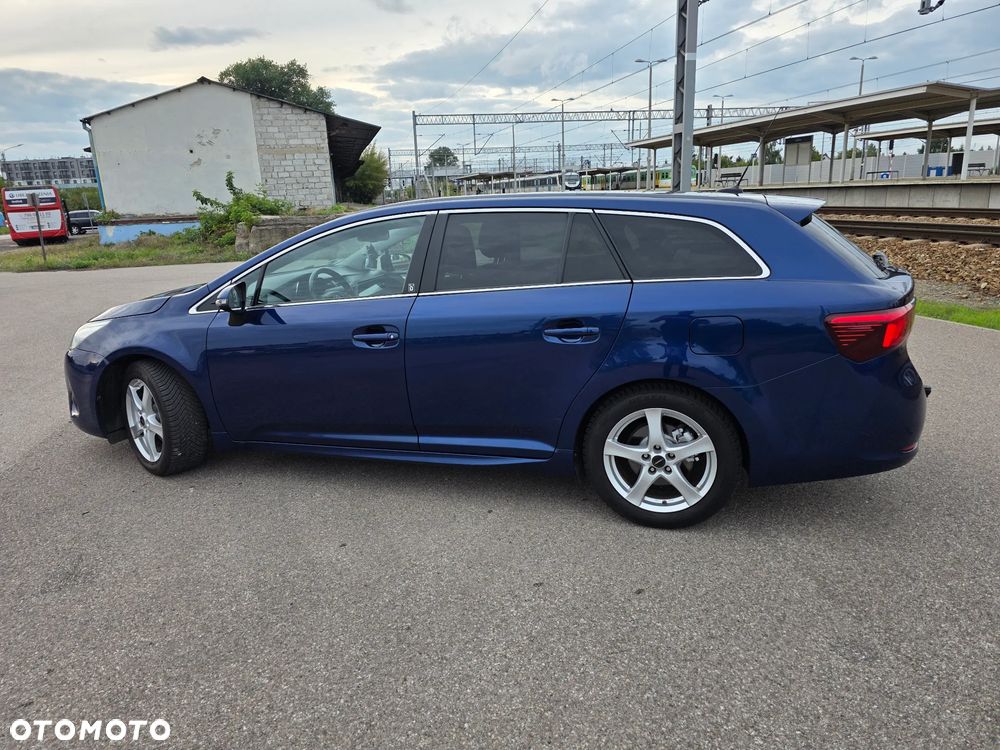 Toyota Avensis Touring Sports 1.8 Multidrive S Comfort - 5