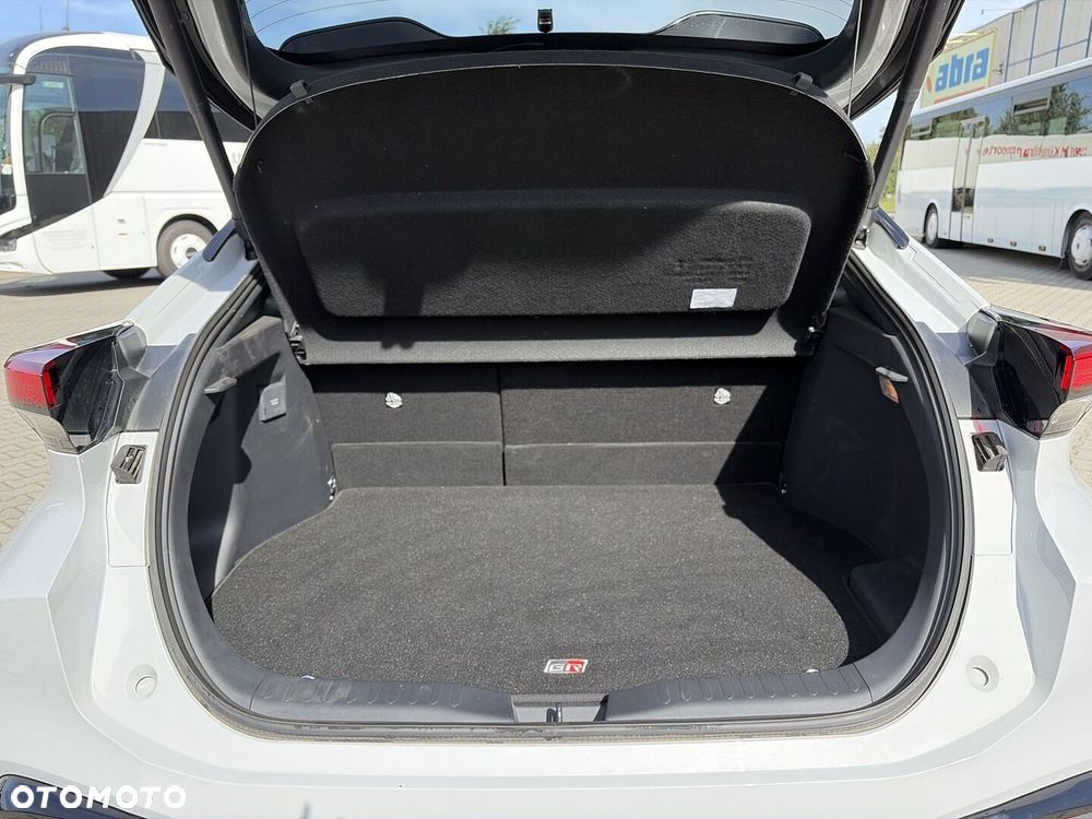 Toyota C-HR 2.0 PHEV Dynamic Force GR Sport - 12