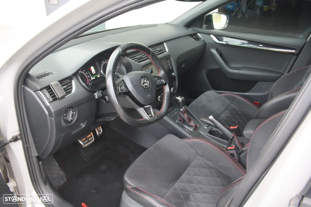 Skoda Octavia Break 2.0 TDI DSG RS - 6