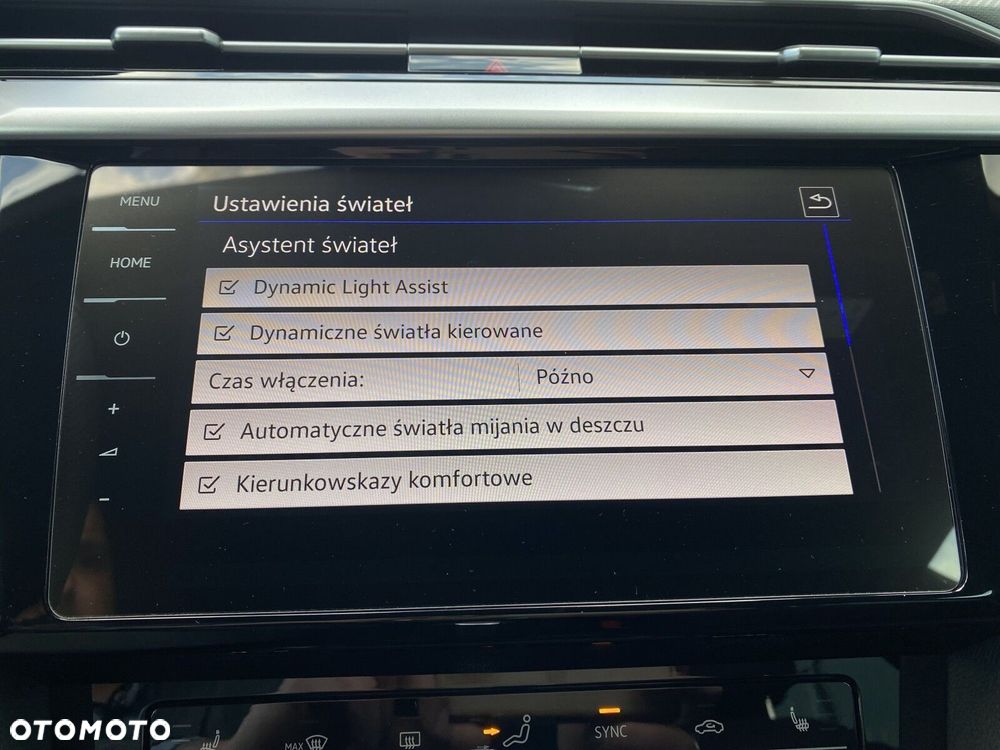 Volkswagen Arteon 2.0 TSI R-Line DSG - 25