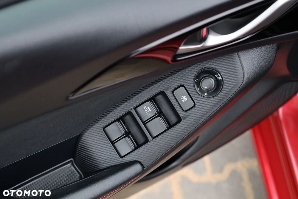 Mazda 3 SKYACTIV-G 120 KIZOKU - 24