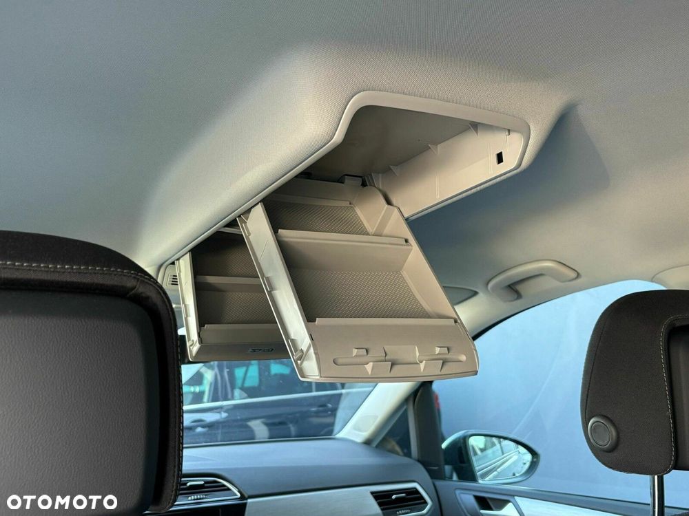 Volkswagen Touran 1.5 TSI EVO Comfortline - 15