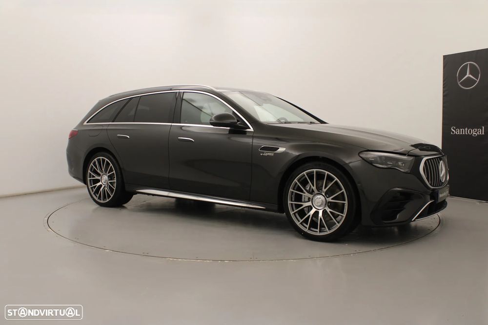 Mercedes-Benz E 53 AMG Hybrid 4Matic+ - 3