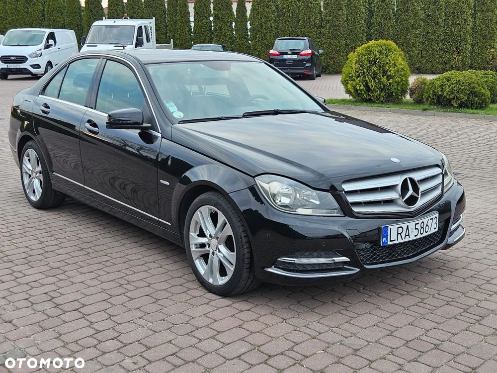 Mercedes-Benz Klasa C 180 CDI Avantgarde Edition - 3
