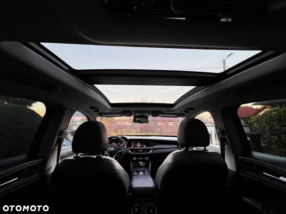 Alfa Romeo Stelvio 2.0 Turbo 16V AT8-Q4 Competizione - 39