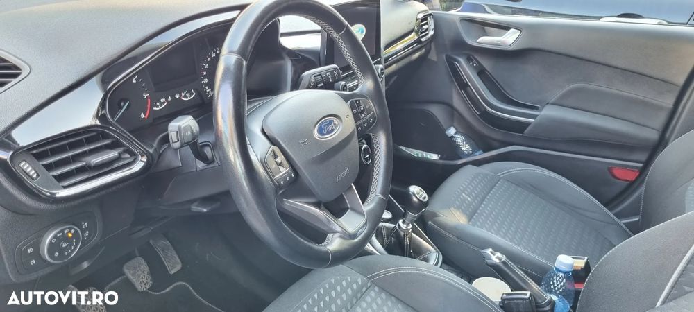 Ford Fiesta - 9