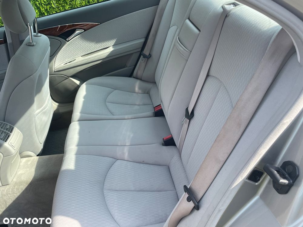 Mercedes-Benz Klasa E - 6