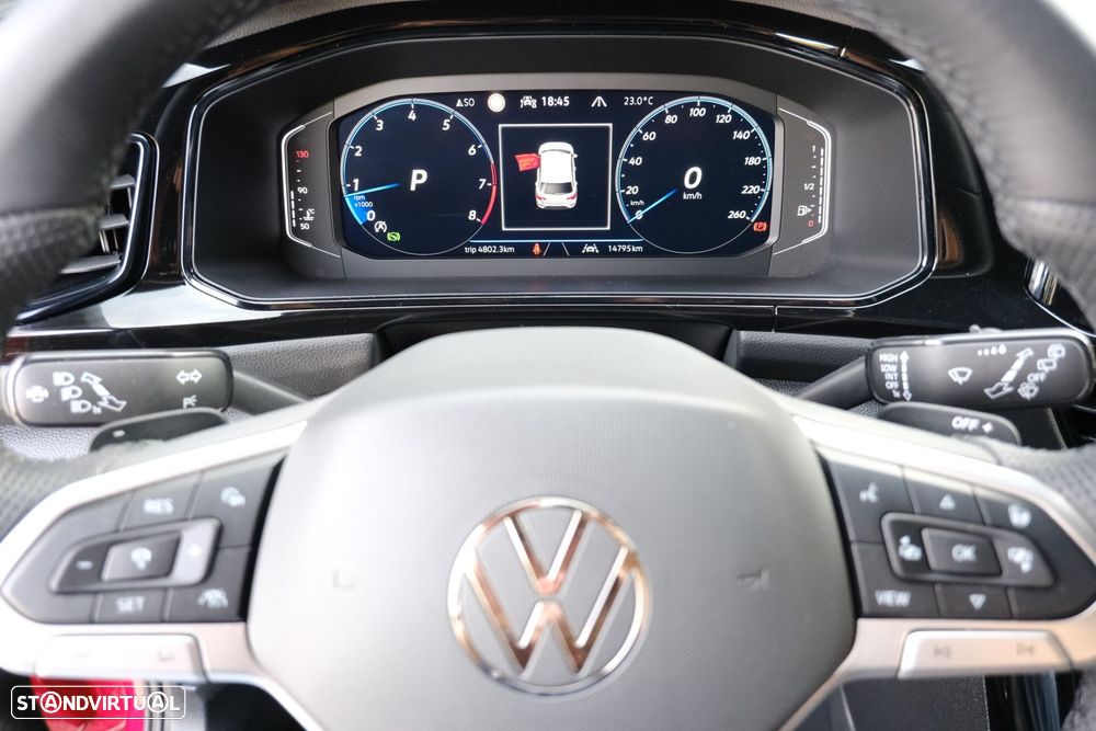 VW T-Roc 1.5 TSI R-Line DSG - 17