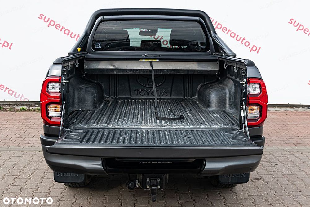 Toyota Hilux 2.8 D-4D Double Cab Invincible 4x4 - 11