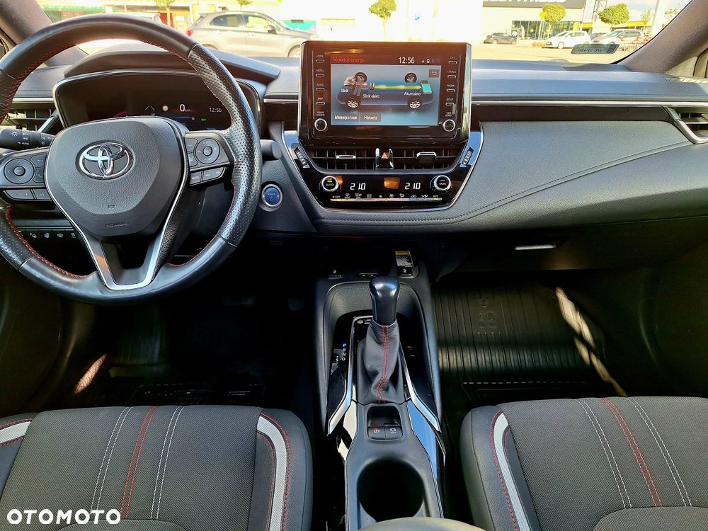 Toyota Corolla - 10
